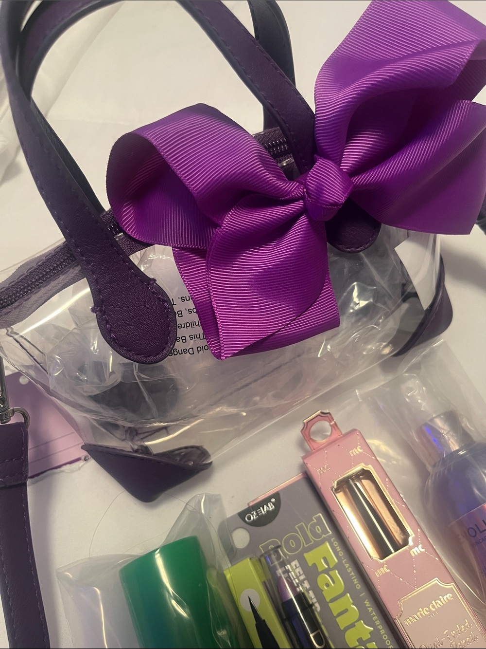 Clear Crossbody Bag with Purple Trim & Decorative Hair Bow & Beauty Bundle New - Picture 3 of 3